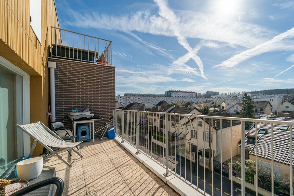 Achat appartement à vendre 4 pièces 72 m² - Livry-Gargan