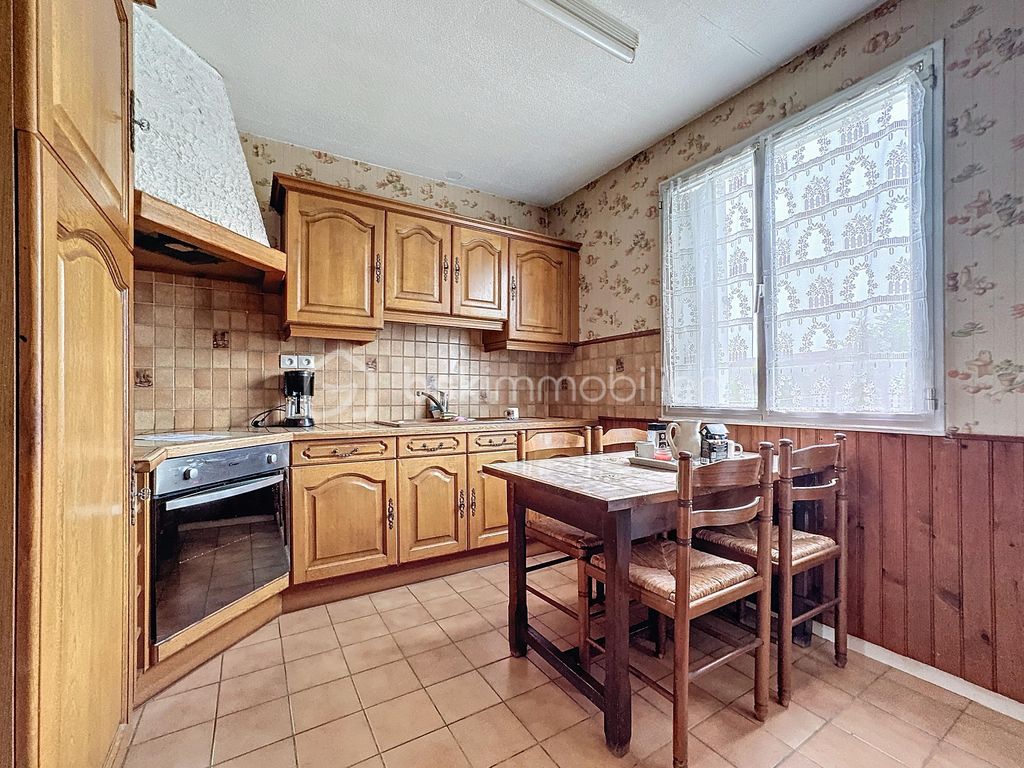 Achat maison à vendre 4 chambres 98 m² - Les Maillys