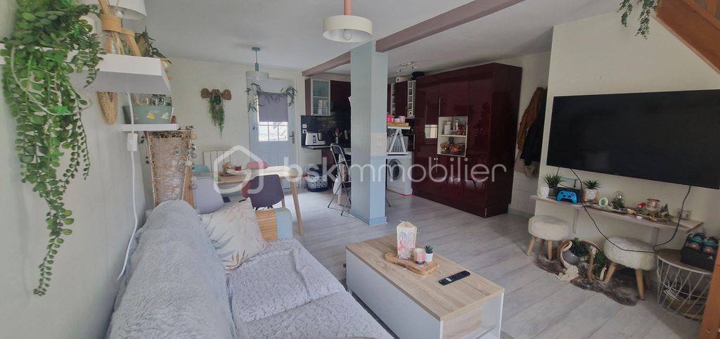 Achat maison à vendre 2 chambres 75 m² - Pommeuse