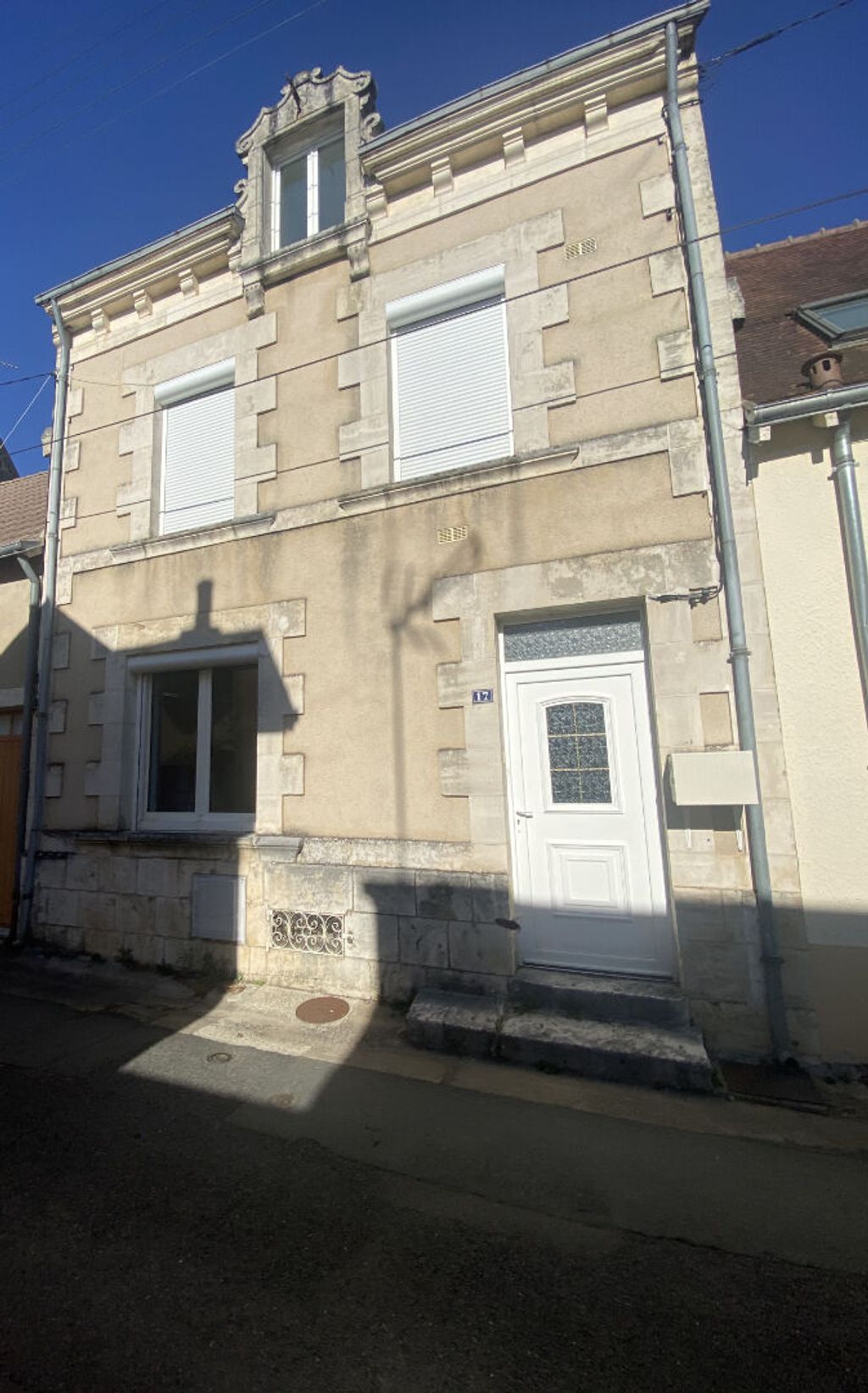 Achat maison à vendre 4 chambres 136 m² - Saint-Gaultier