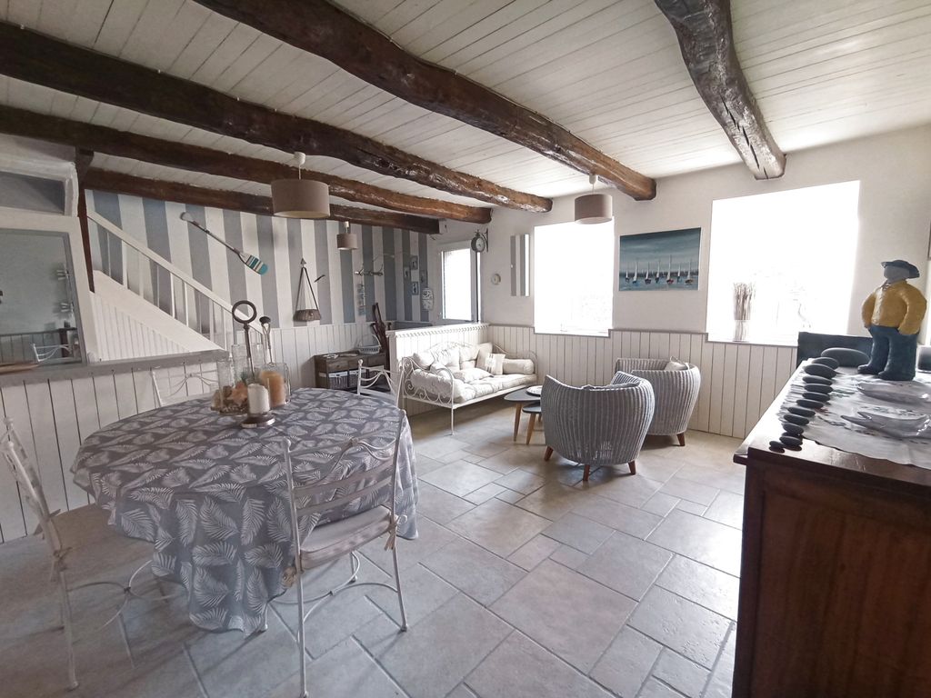 Achat maison à vendre 1 chambre 66 m² - Paimpol