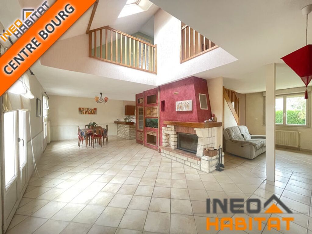 Achat maison à vendre 4 chambres 141 m² - La Mézière