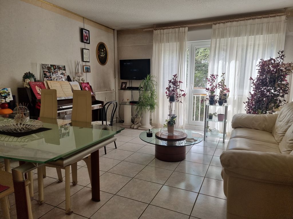 Achat appartement à vendre 4 pièces 79 m² - Le Pont-de-Claix