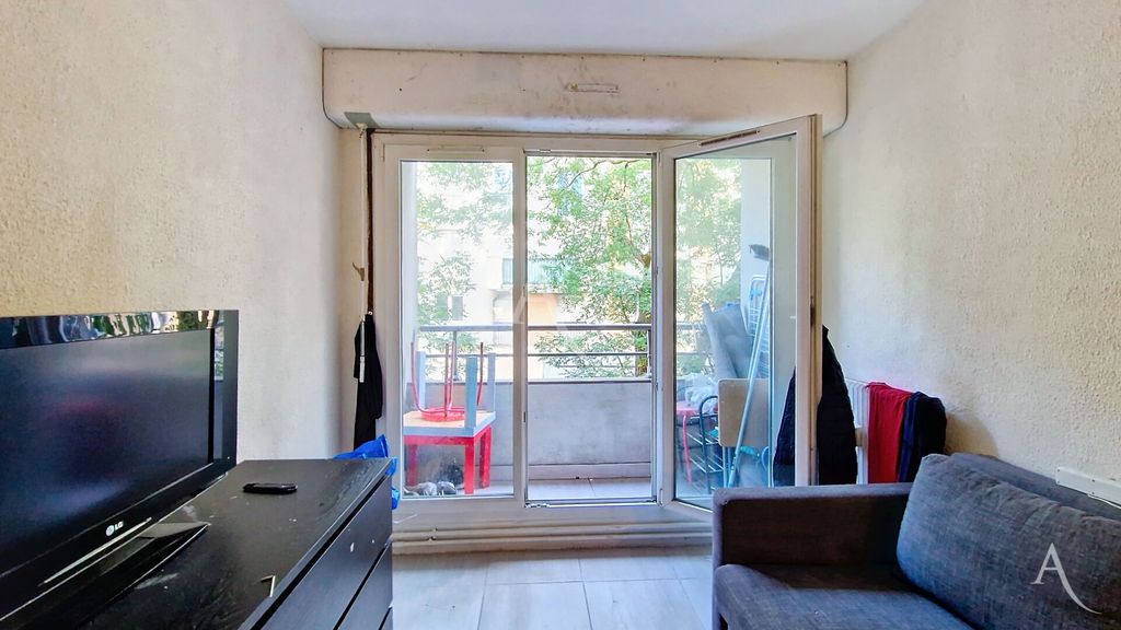 Achat studio à vendre 22 m² - Paris 20ème arrondissement