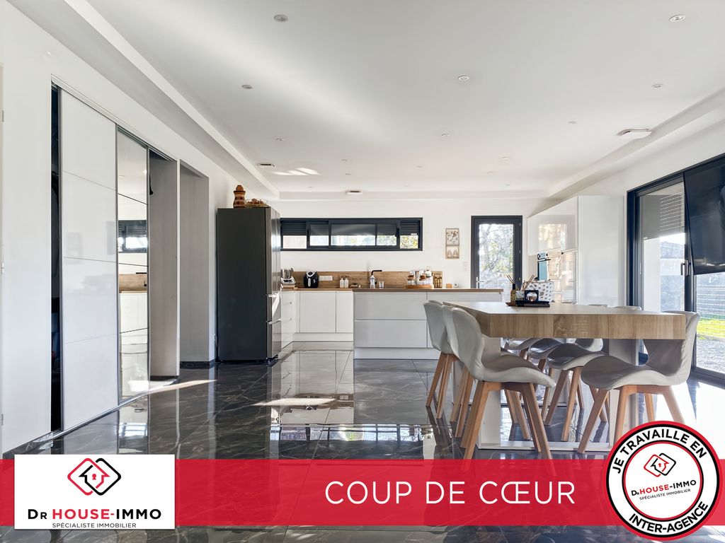 Achat maison à vendre 3 chambres 120 m² - Saint-Seurin-sur-l'Isle