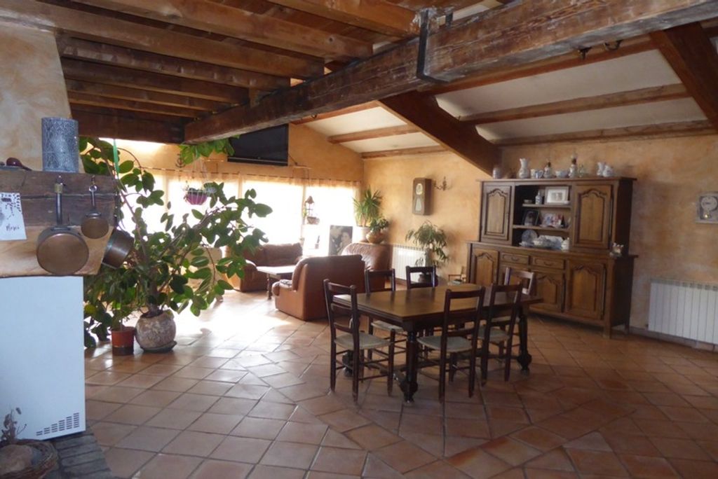 Achat maison à vendre 5 chambres 191 m² - Gardanne