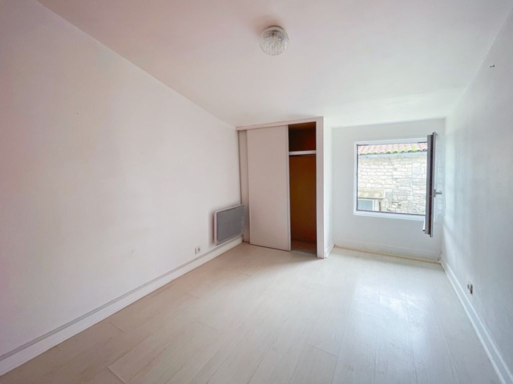 Achat appartement à vendre 2 pièces 31 m² - La Rochelle