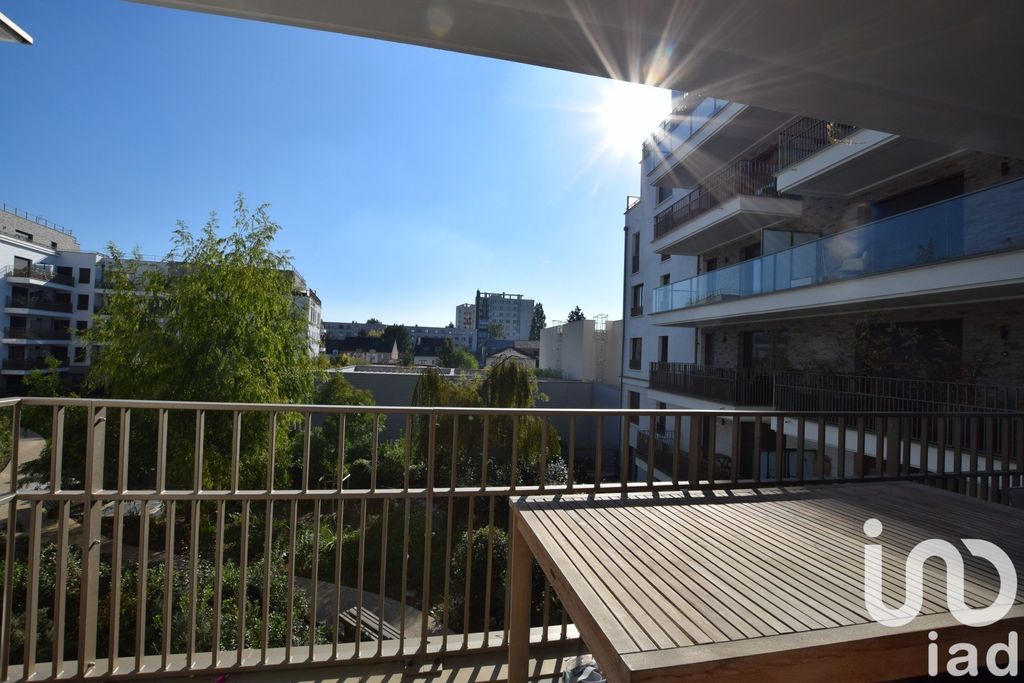 Achat appartement 4 pièce(s) Suresnes