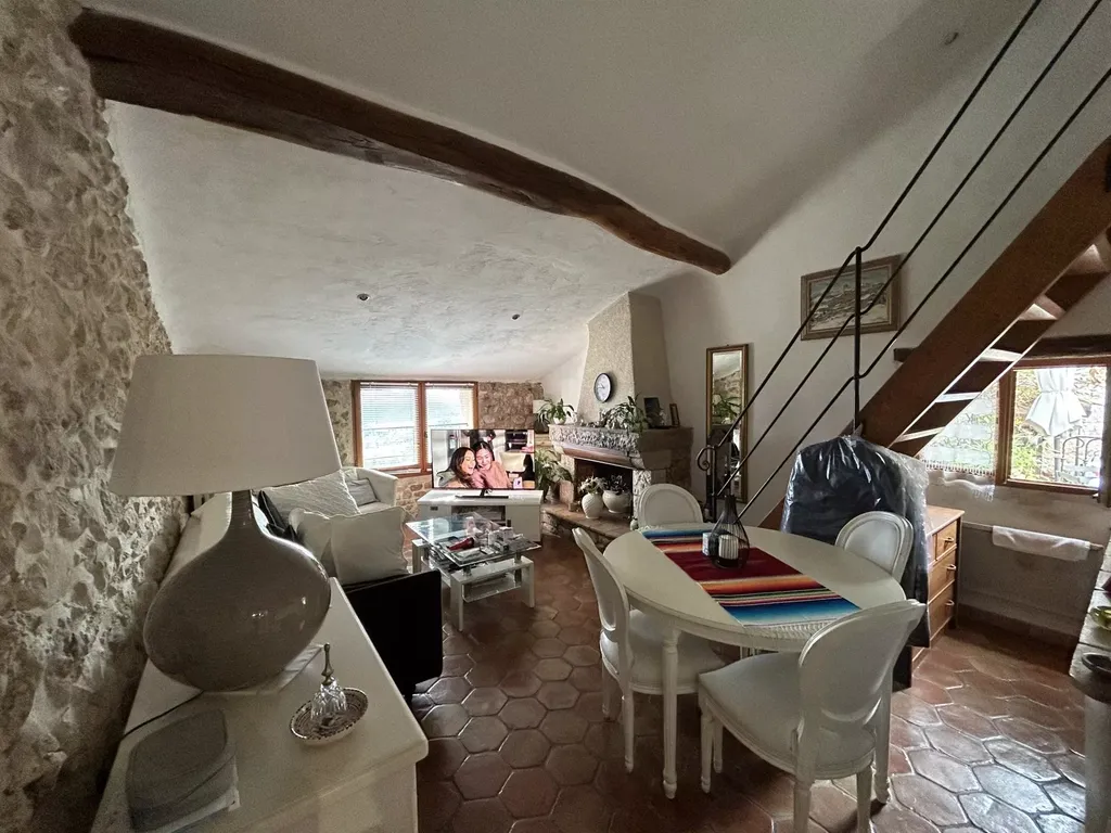 Achat maison à vendre 1 chambre 41 m² - Spéracèdes