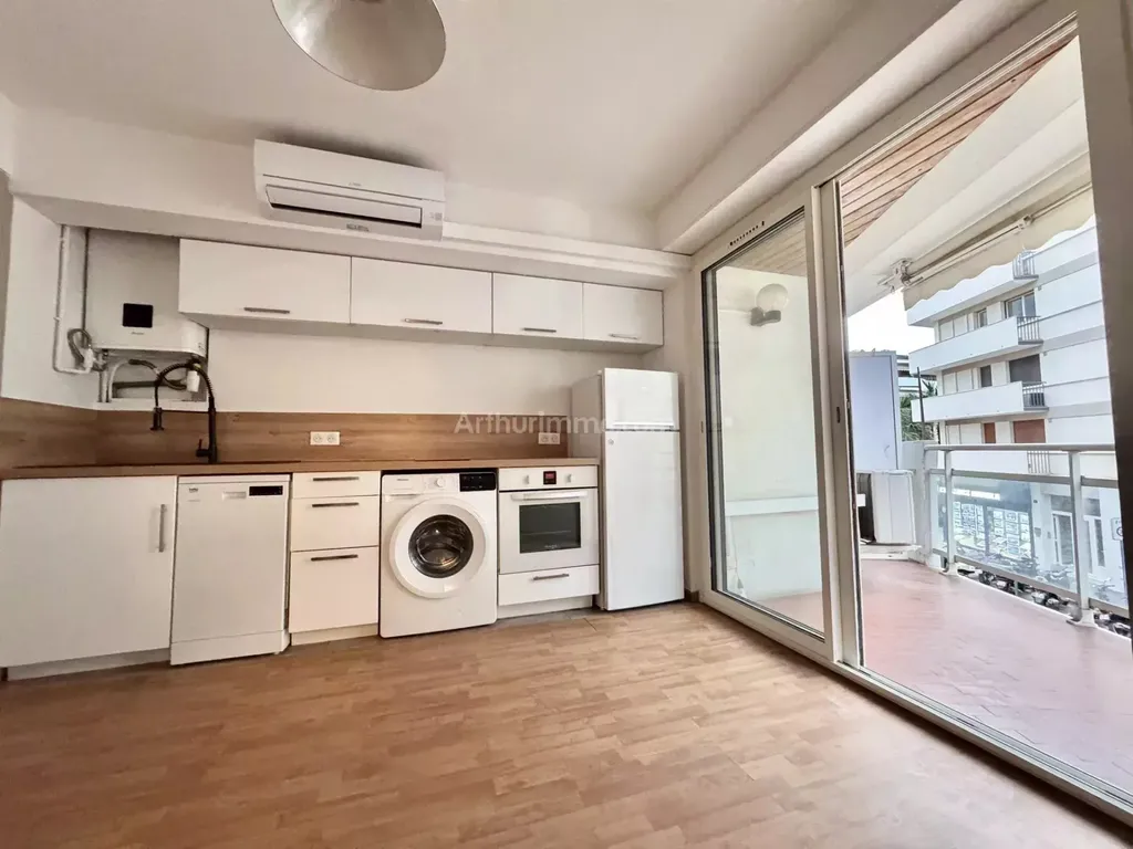 Achat appartement à vendre 2 pièces 24 m² - Sainte-Maxime