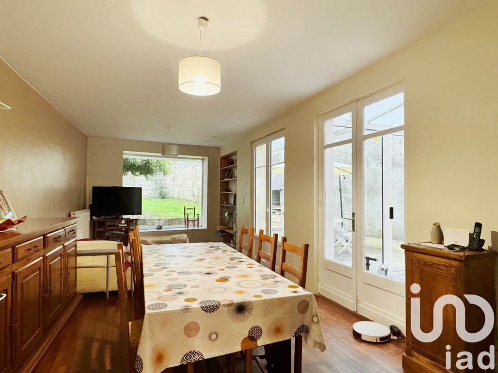 Achat maison à vendre 5 chambres 155 m² - Tusson