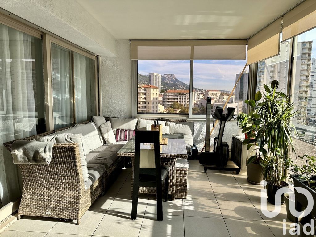 Achat appartement à vendre 5 pièces 114 m² - Toulon