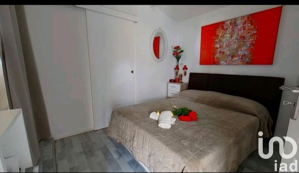 Achat appartement 2 pièce(s) Châteauneuf-Villevieille