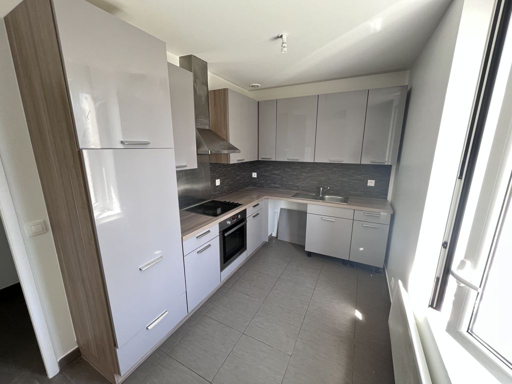 Achat maison à vendre 2 chambres 65 m² - Orléans