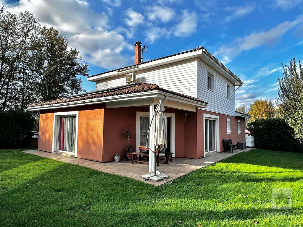 Achat maison à vendre 4 chambres 136 m² - Cahors