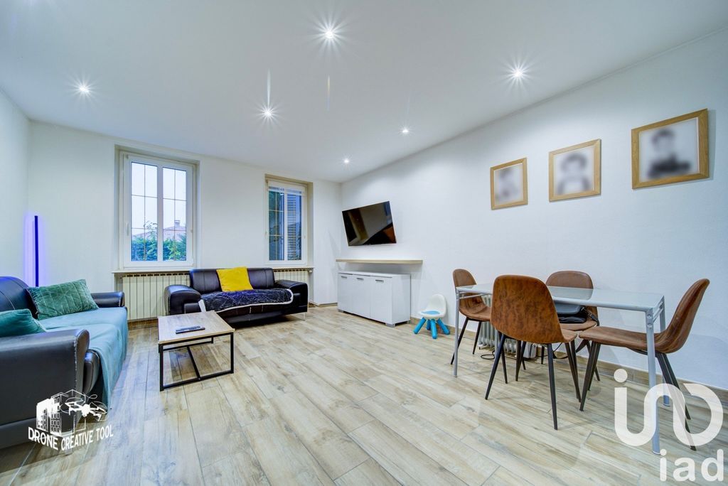 Achat maison à vendre 3 chambres 88 m² - Sainte-Marie-aux-Chênes