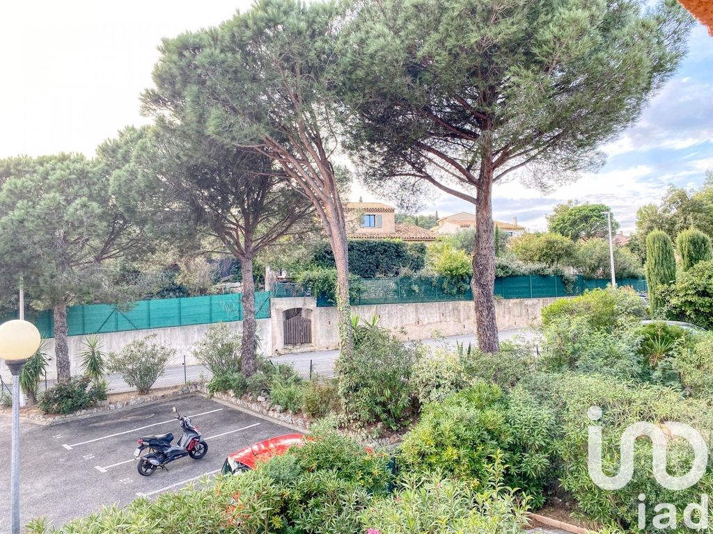 Achat appartement à vendre 2 pièces 27 m² - Sainte-Maxime