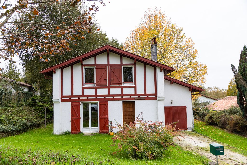 Achat maison à vendre 4 chambres 121 m² - La Bastide-Clairence