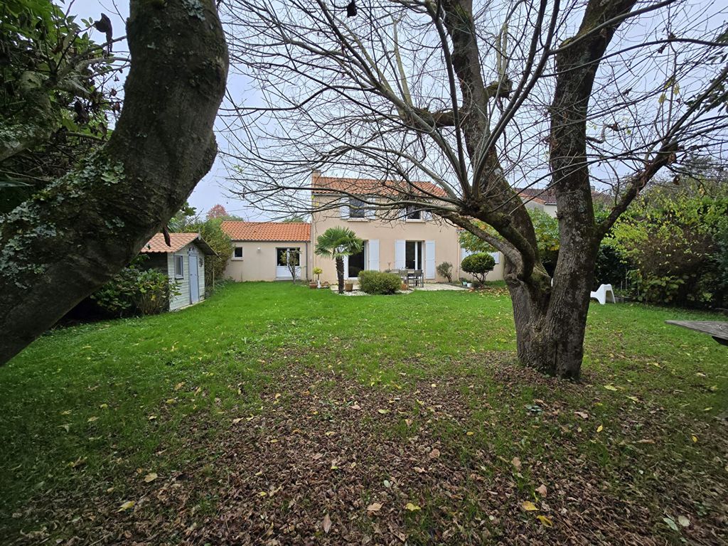 Achat maison à vendre 4 chambres 130 m² - Vertou