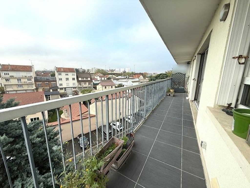 Achat appartement à vendre 4 pièces 69 m² - Maisons-Alfort