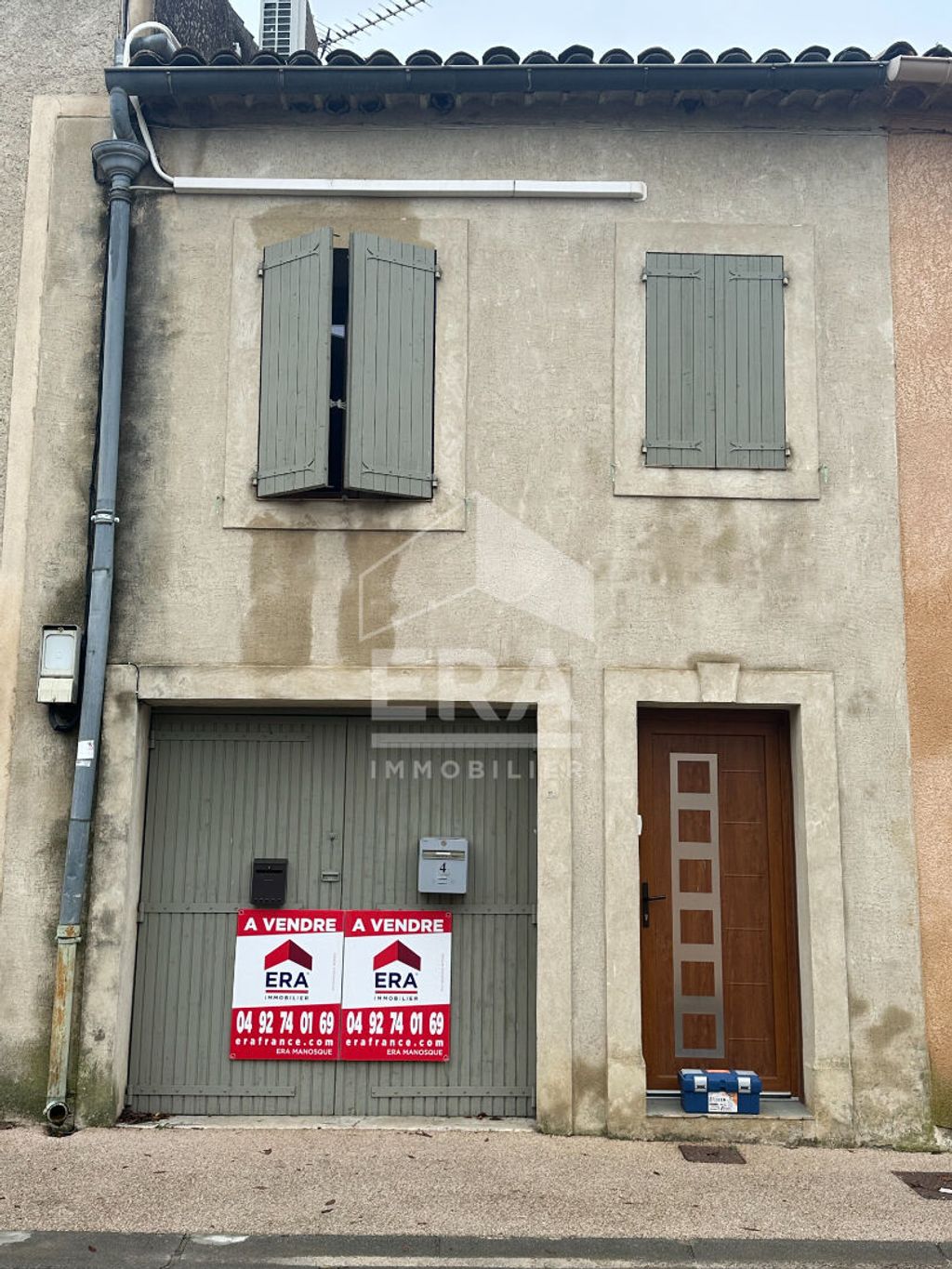 Achat appartement à vendre 2 pièces 39 m² - Pierrevert