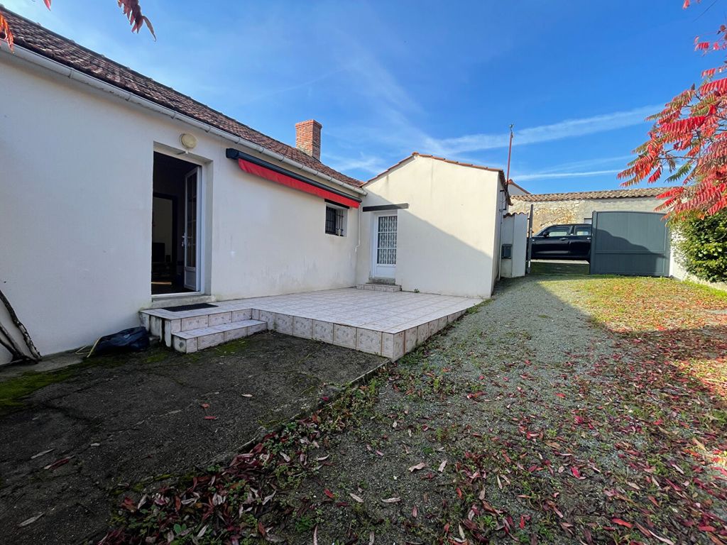 Achat maison à vendre 2 chambres 75 m² - Saint-Vincent-sur-Jard