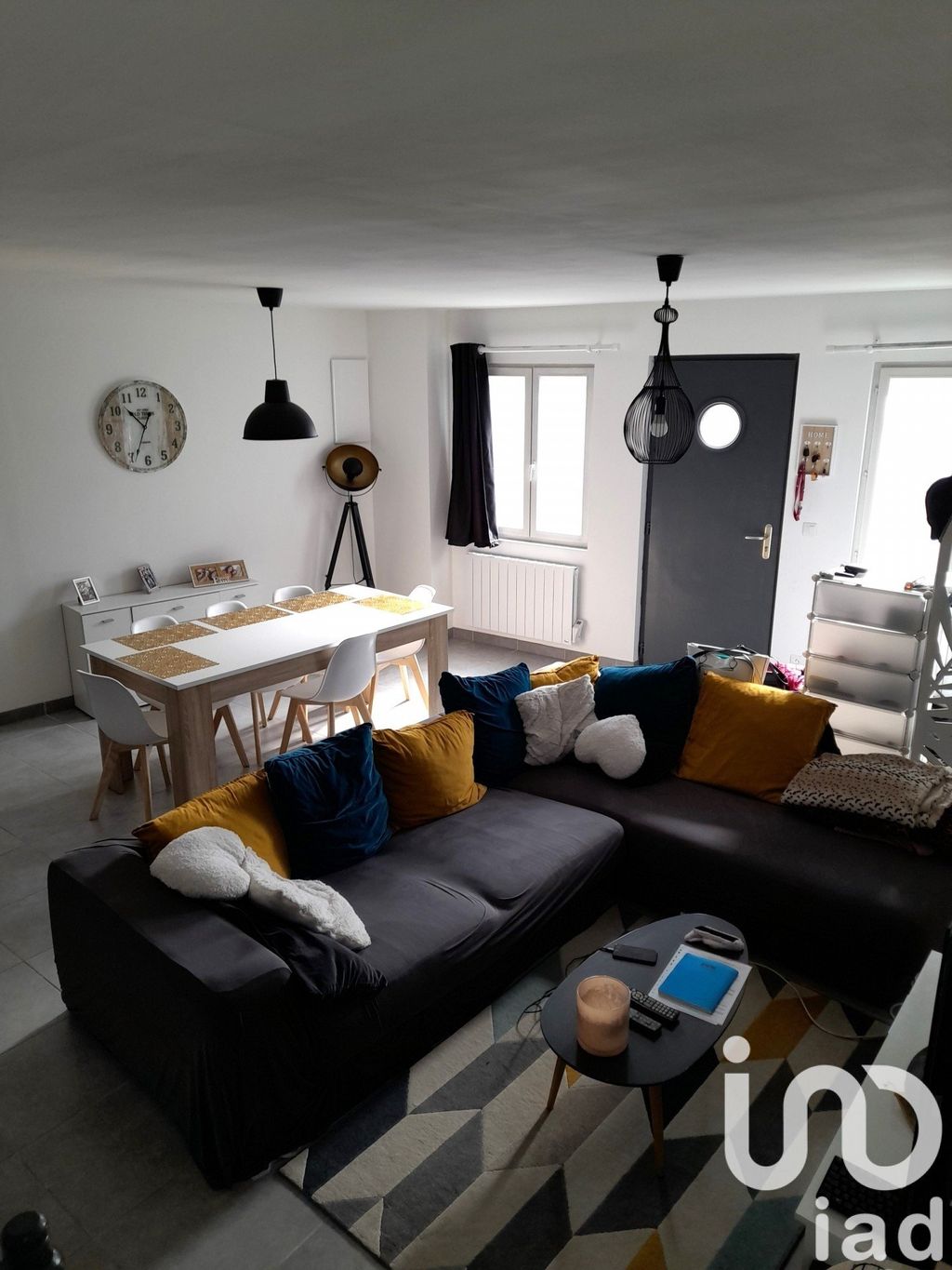 Achat maison à vendre 4 chambres 124 m² - Festigny