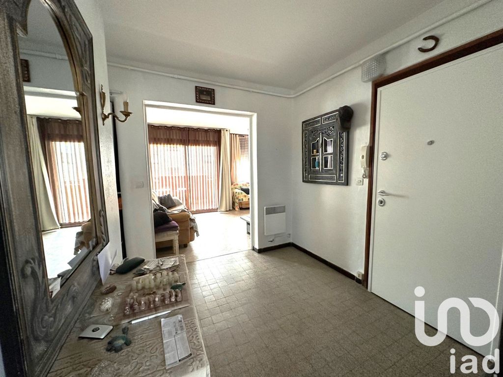 Achat appartement à vendre 3 pièces 61 m² - Fréjus