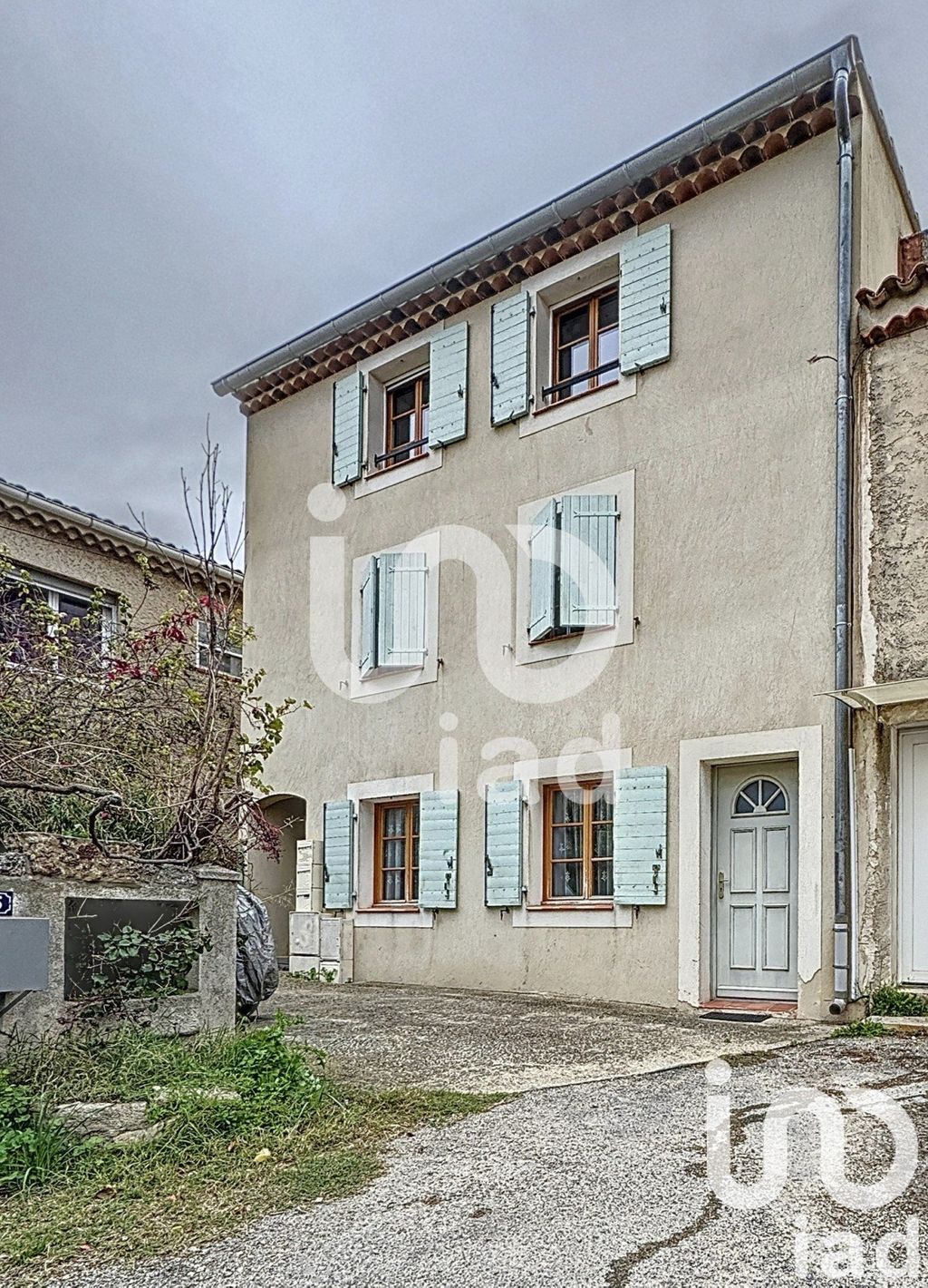 Achat appartement à vendre 3 pièces 59 m² - Saint-Mitre-les-Remparts