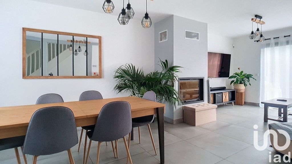 Achat maison à vendre 5 chambres 151 m² - Gometz-le-Châtel