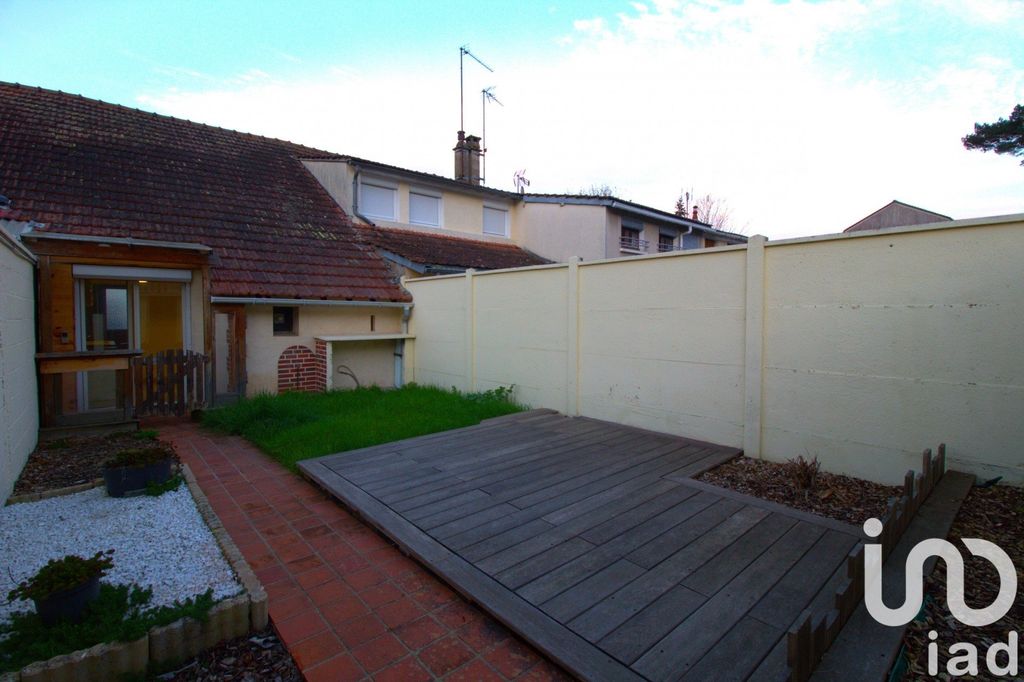 Achat maison à vendre 1 chambre 63 m² - Nogent-le-Roi