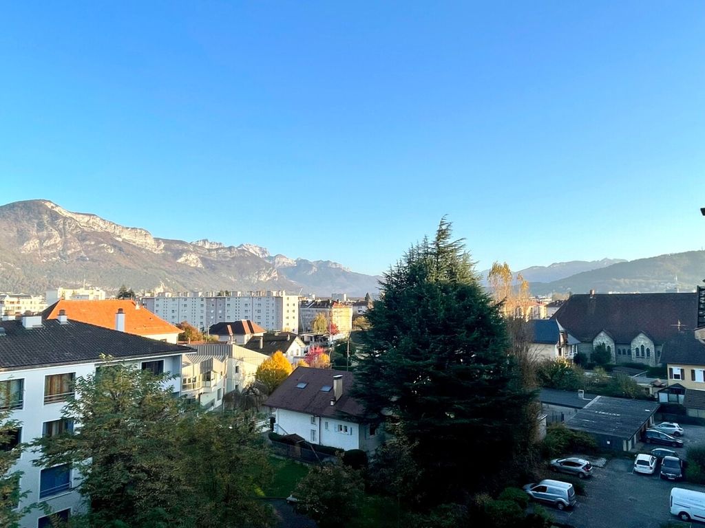 Achat appartement à vendre 3 pièces 60 m² - Annecy