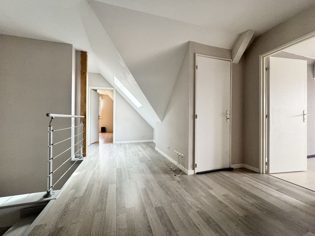 Achat maison à vendre 7 chambres 210 m² - Sentheim