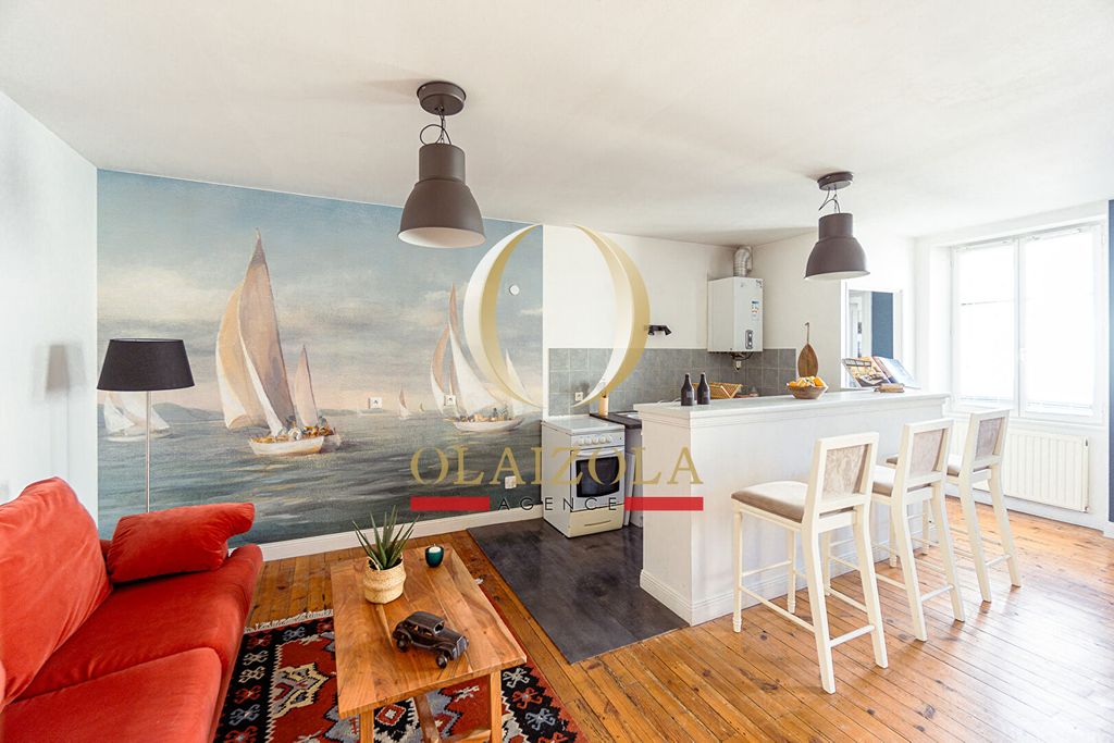 Achat appartement à vendre 5 pièces 96 m² - Biarritz