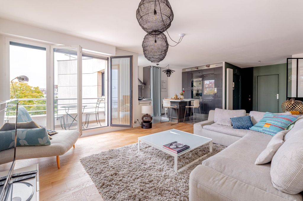 Achat appartement à vendre 5 pièces 96 m² - Asnières-sur-Seine