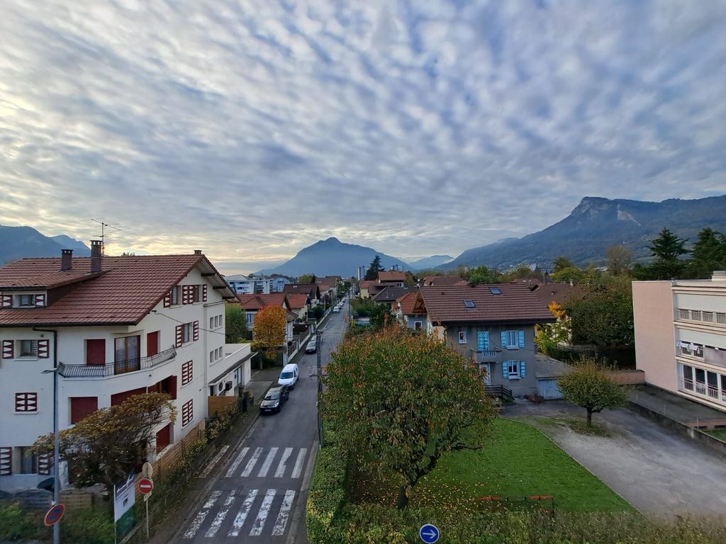 Achat appartement à vendre 3 pièces 57 m² - Cluses