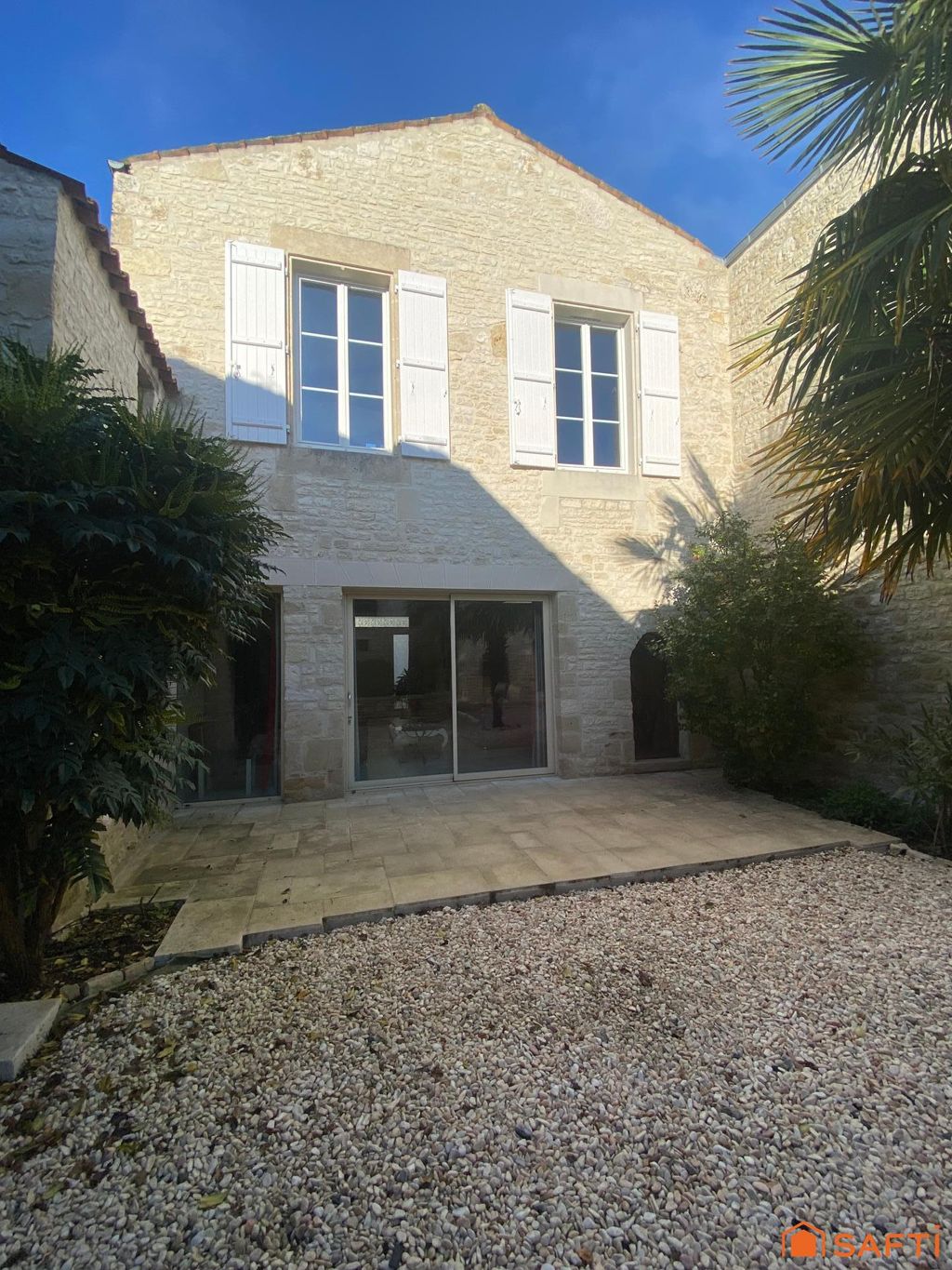 Achat maison à vendre 3 chambres 173 m² - Dampierre-sur-Boutonne