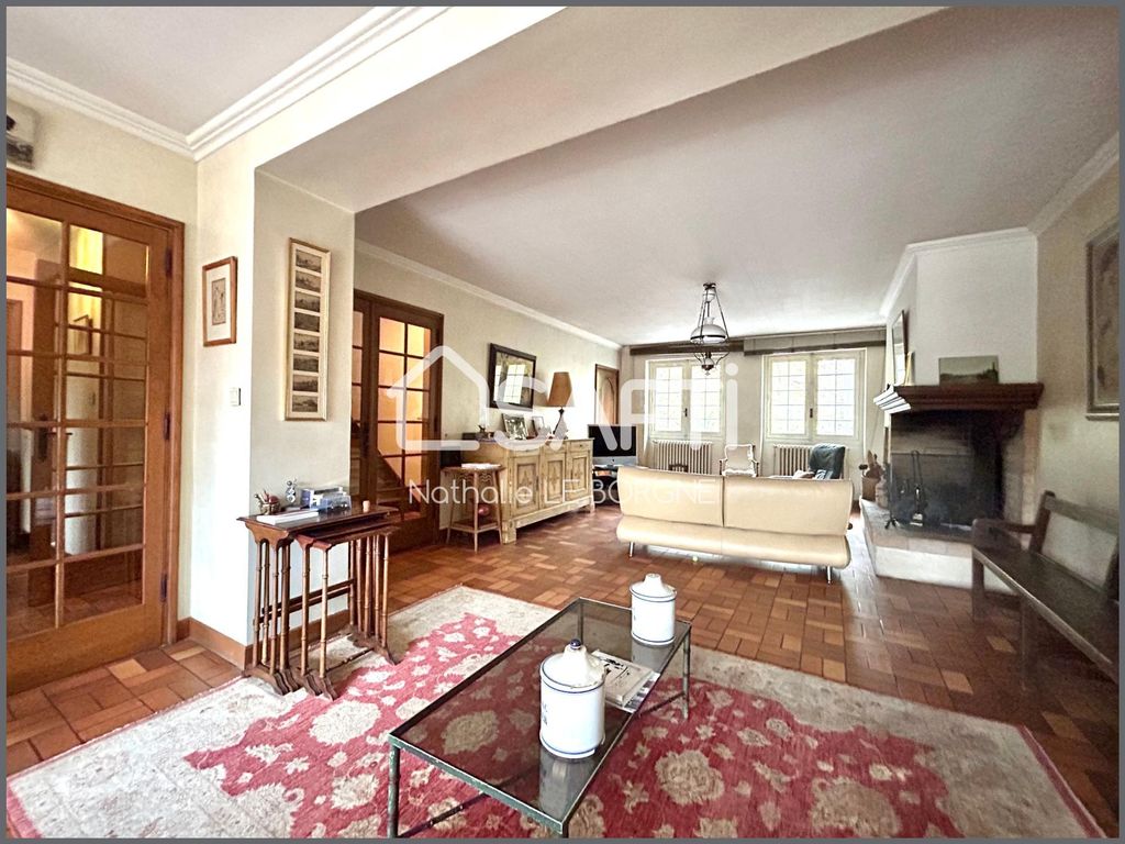 Achat maison à vendre 6 chambres 314 m² - Castres