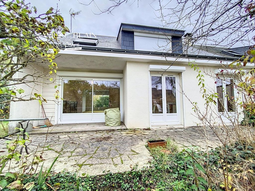 Achat maison à vendre 4 chambres 127 m² - Saumur