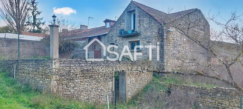 Achat maison à vendre 3 chambres 115 m² - Usson-du-Poitou