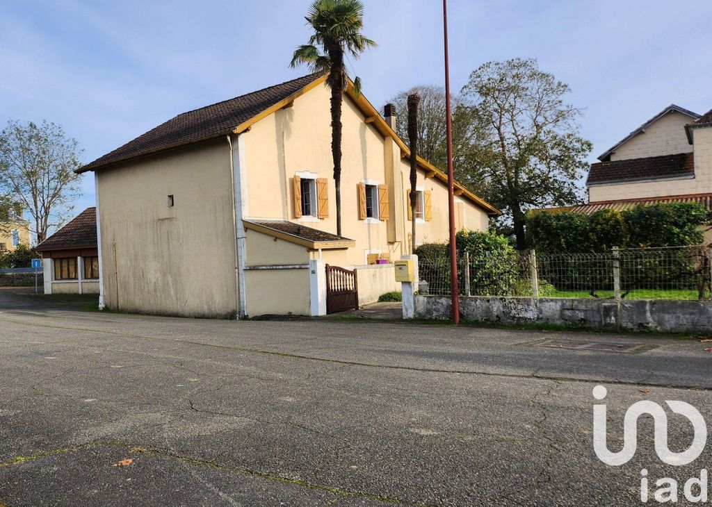 Achat maison à vendre 5 chambres 140 m² - Guinarthe-Parenties