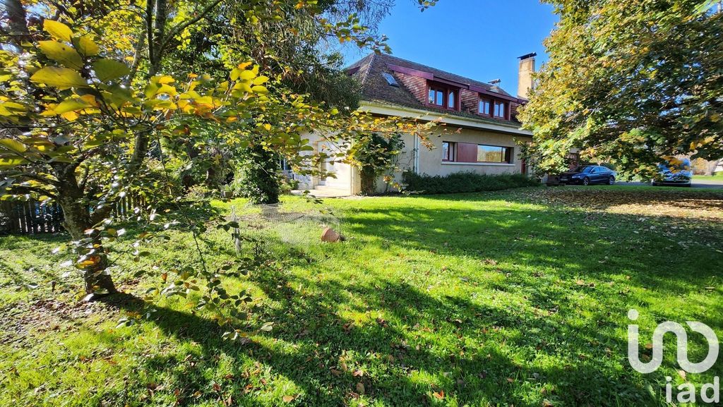 Achat maison à vendre 5 chambres 260 m² - Sauveterre-de-Béarn