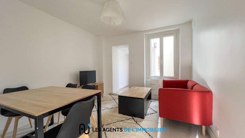 Achat appartement à vendre 2 pièces 48 m² - Rueil-Malmaison