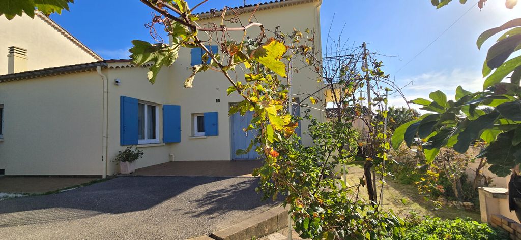 Achat maison à vendre 3 chambres 105 m² - Sanary-sur-Mer