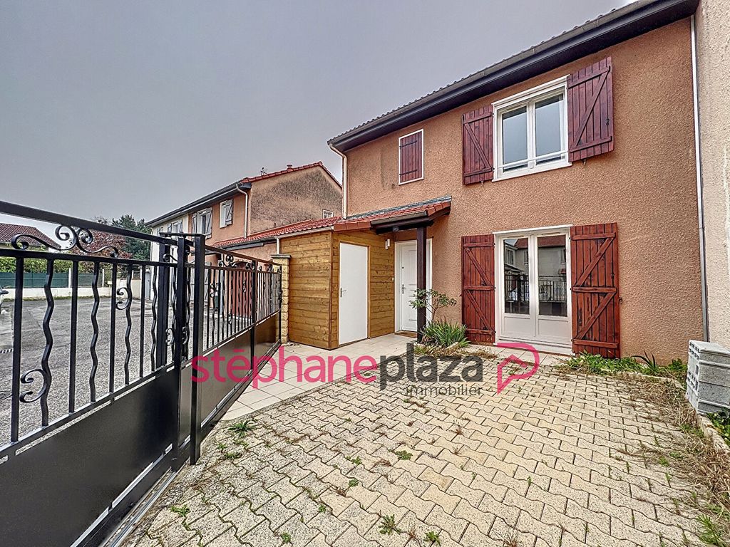 Achat maison à vendre 3 chambres 84 m² - Décines-Charpieu