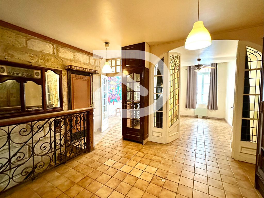 Achat appartement à vendre 4 pièces 83 m² - Bordeaux