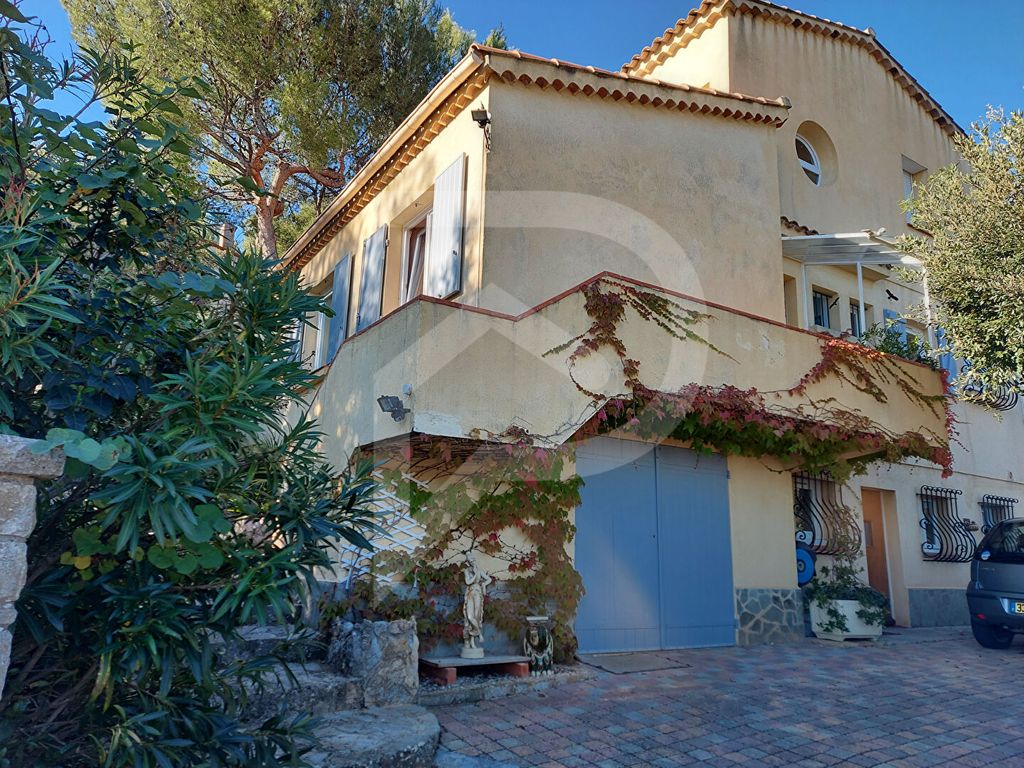 Achat maison à vendre 5 chambres 164 m² - Grasse