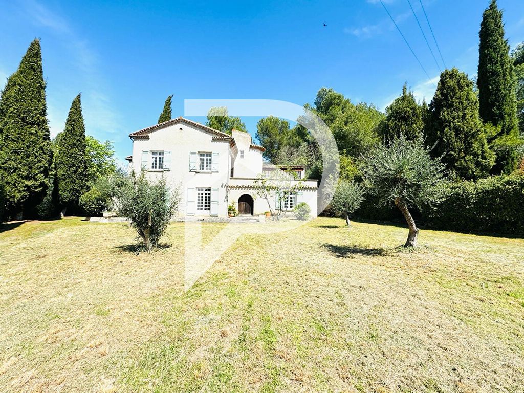 Achat maison à vendre 7 chambres 220 m² - Carcassonne