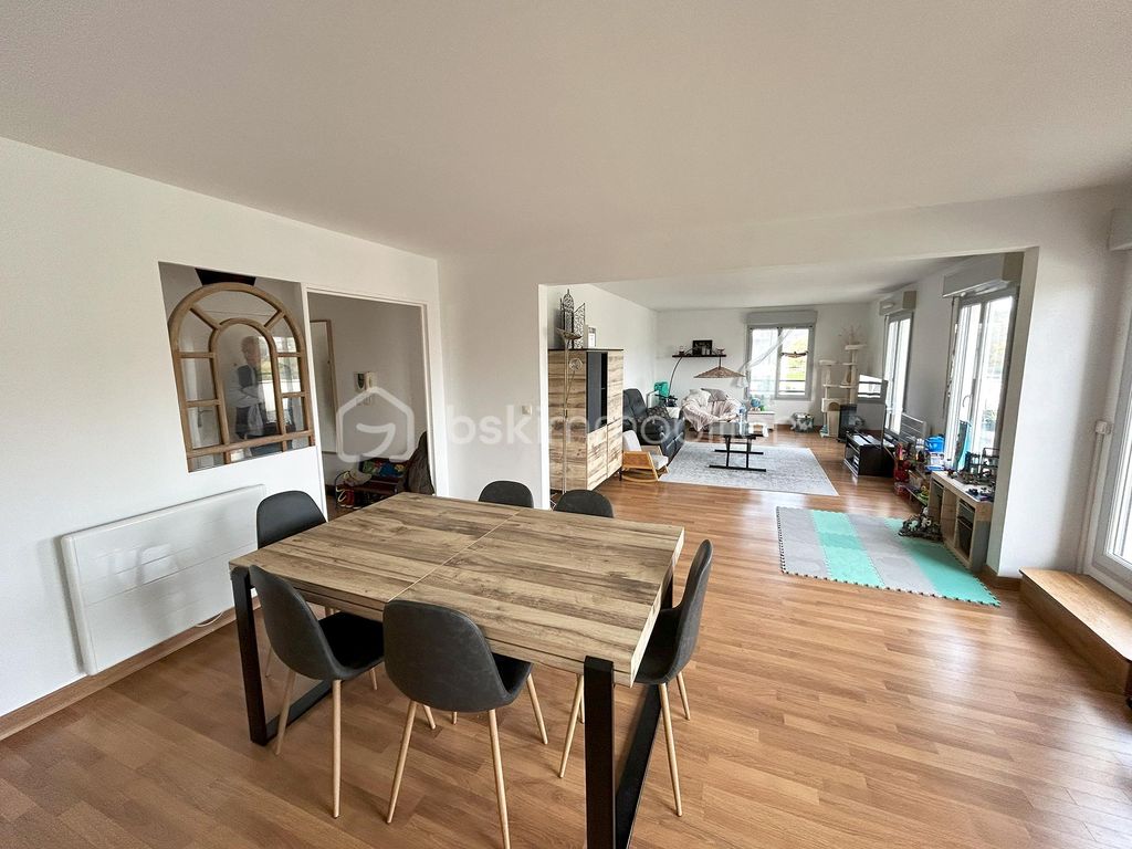 Achat appartement à vendre 5 pièces 116 m² - Mantes-la-Jolie