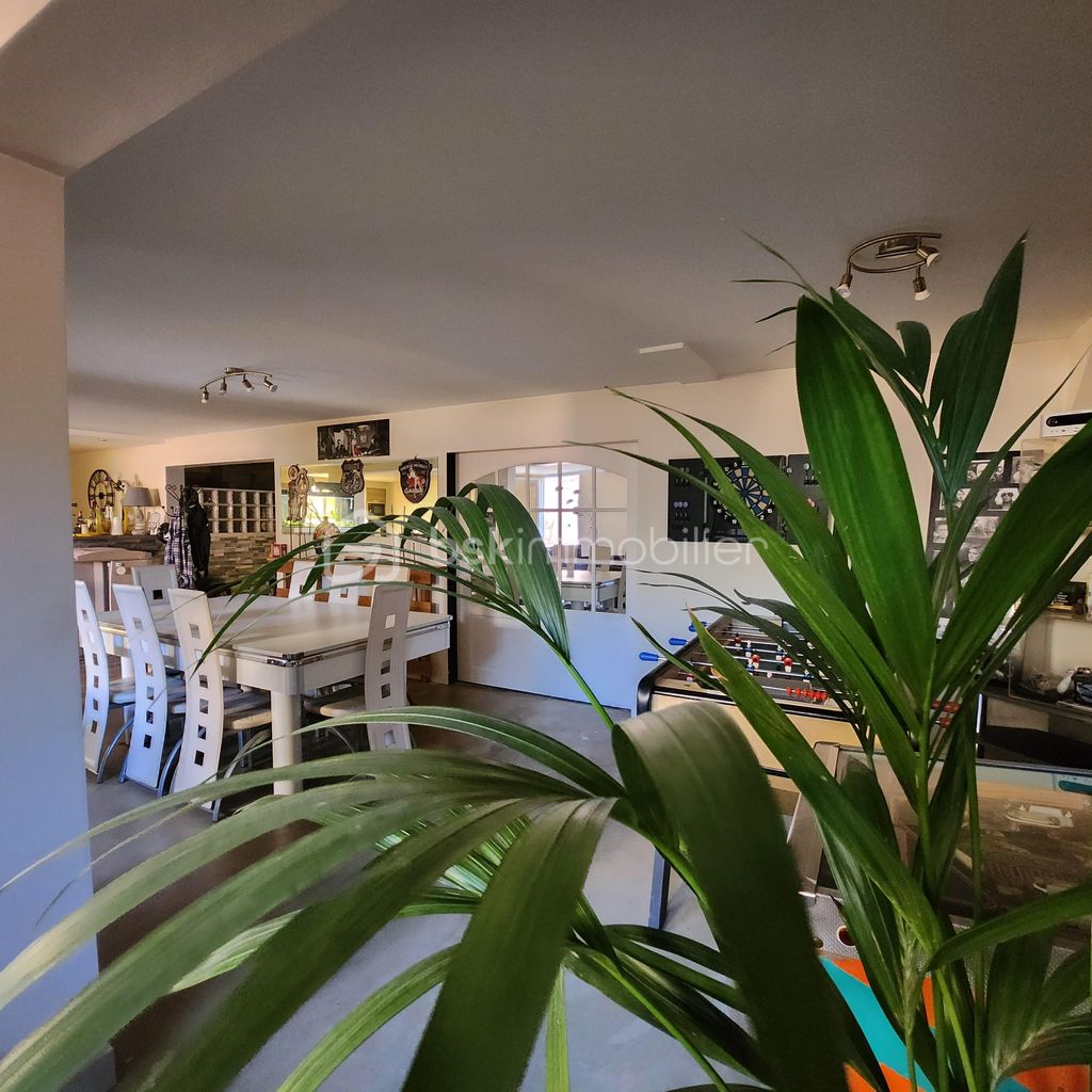 Achat loft à vendre 5 pièces 158 m² - Cagnes-sur-Mer